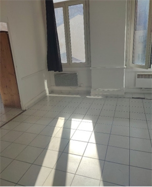 t2 à la location -   69006  LYON 6EME ARRONDISSEMENT, surface 39 m2 location t2 - UBI394078563